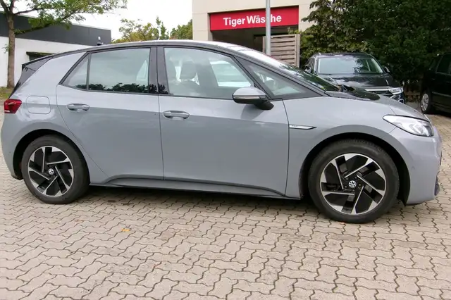Volkswagen ID.3 Pro Performance 150 kW+AHK+NAV+KAM