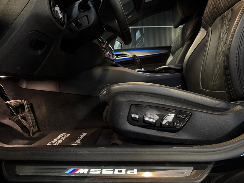 BMW 550 d xDrive Touring/Pano+Head-Up+360°+ACC+AHK — photo 13