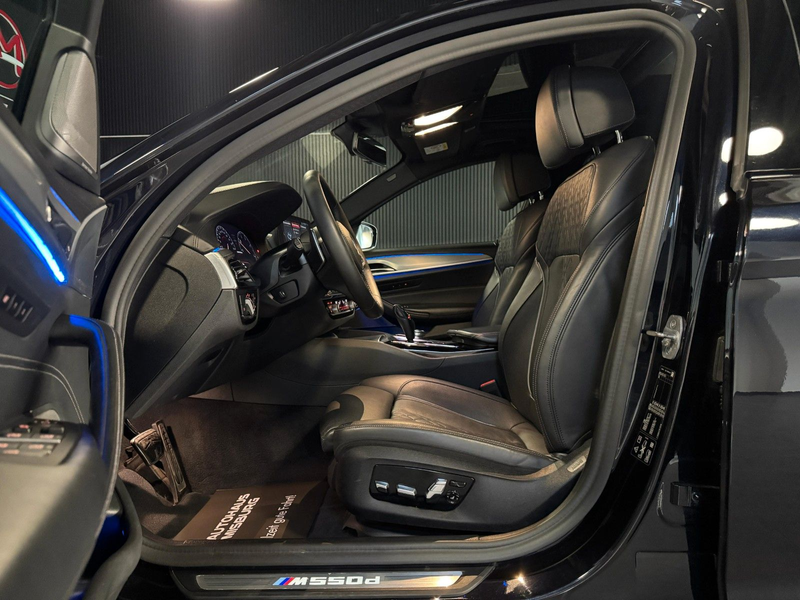 BMW 550 d xDrive Touring/Pano+Head-Up+360°+ACC+AHK — photo 12