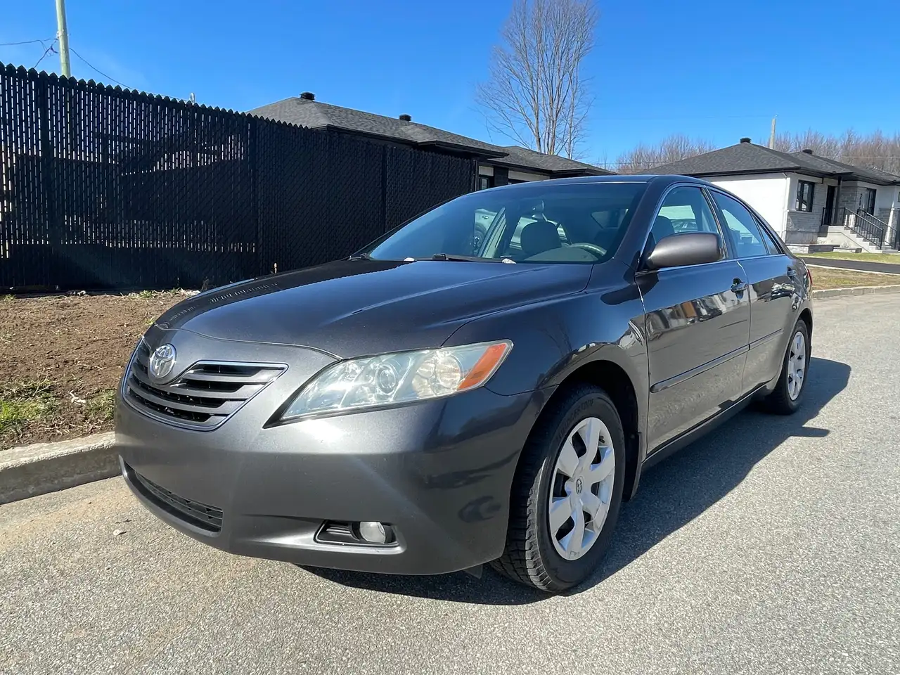 Toyota Camry снимка Toyota Camry