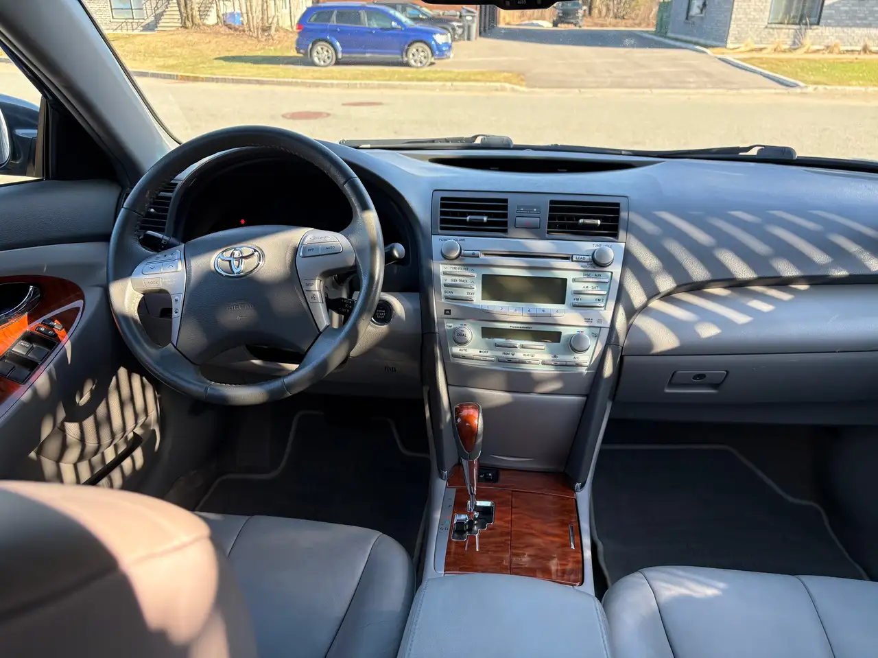 Toyota Camry снимка Toyota Camry