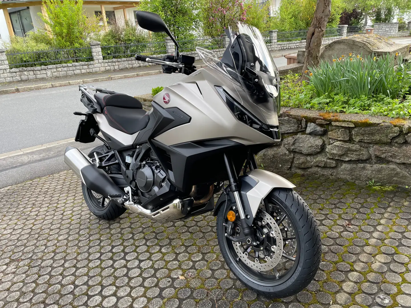 Honda NT 1100 Modell 2025 Quickshifter 1. Hand 6 Jahre Garantie Or - 2