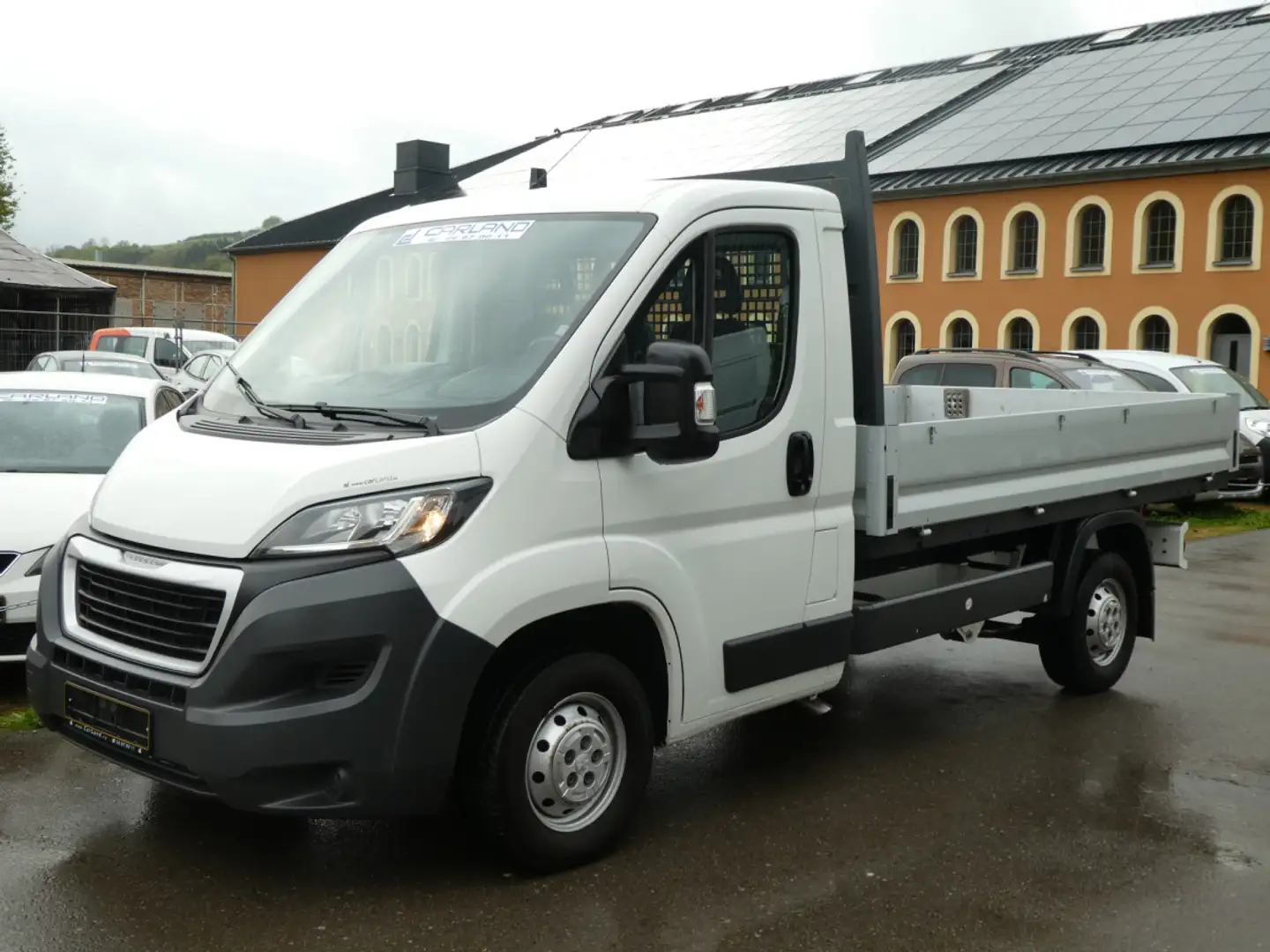 Peugeot Boxer Hdi 130 Plateau Ridelles Weiß - 1