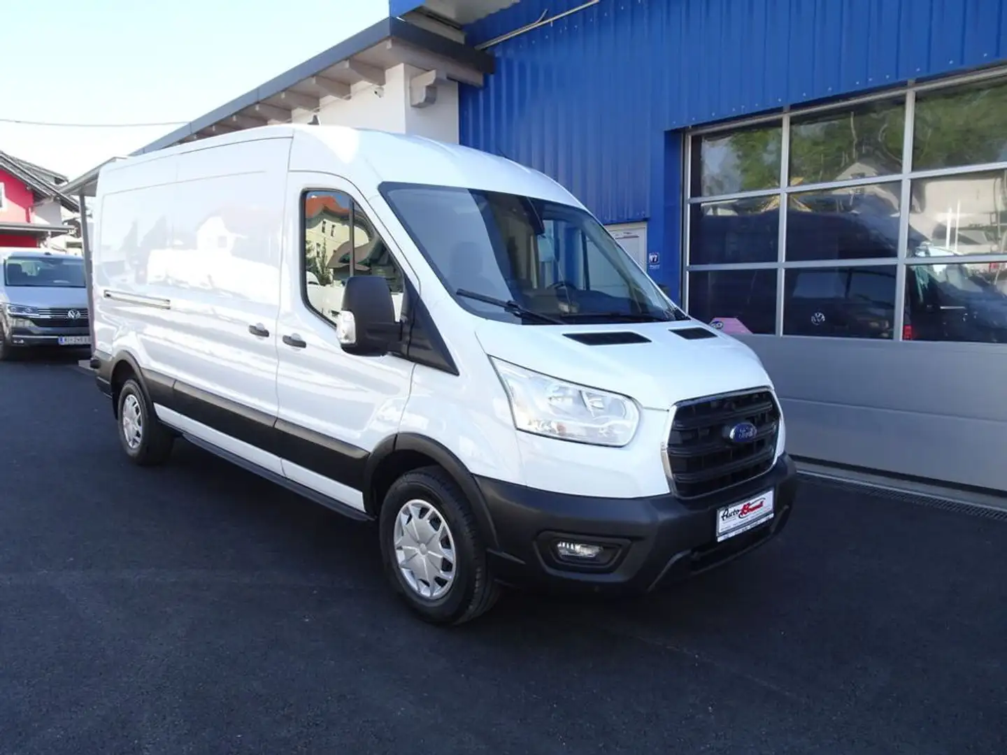 Ford Transit 2,0 TDCI Trend 350 Kastenwagen L3H2 Weiß - 1