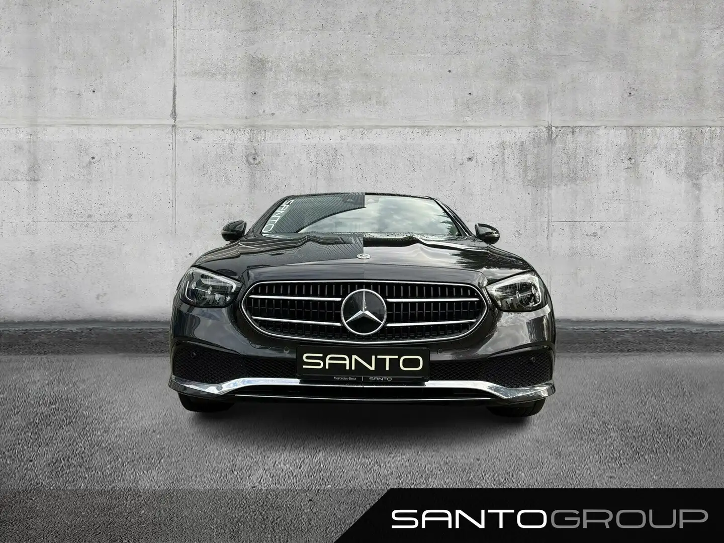 Mercedes-Benz E 200 E 200 4MATIC Lim. AVANTGARDE AHK LEDER LED HOLZ Grau - 2