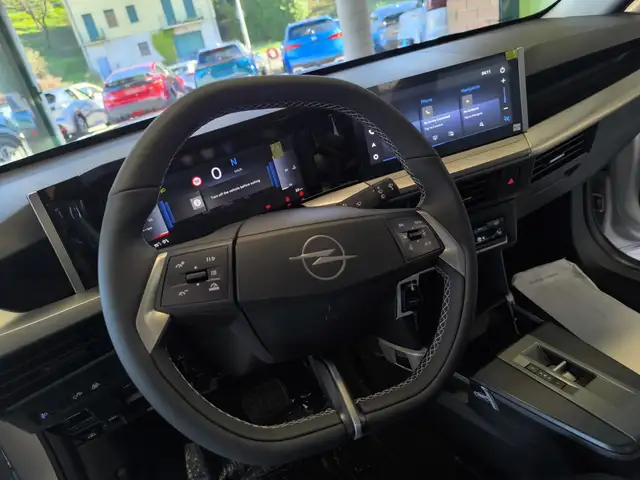 Opel Frontera view 10