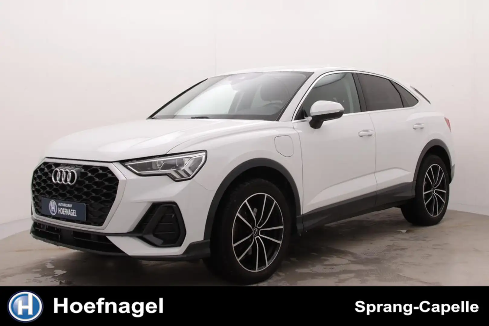 Audi Q3 Sportback 45 TFSI e Edition | Trekhaak | Adaptive Weiß - 1