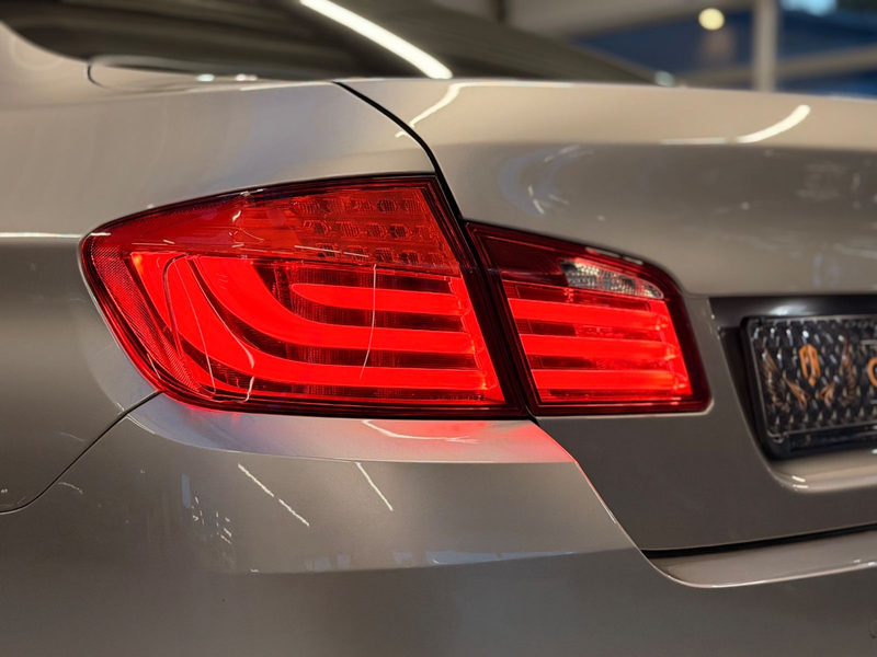 BMW 535 Limousine  /Bi-Xenon/Navi/BT/PDC/SHZ/ — photo 10