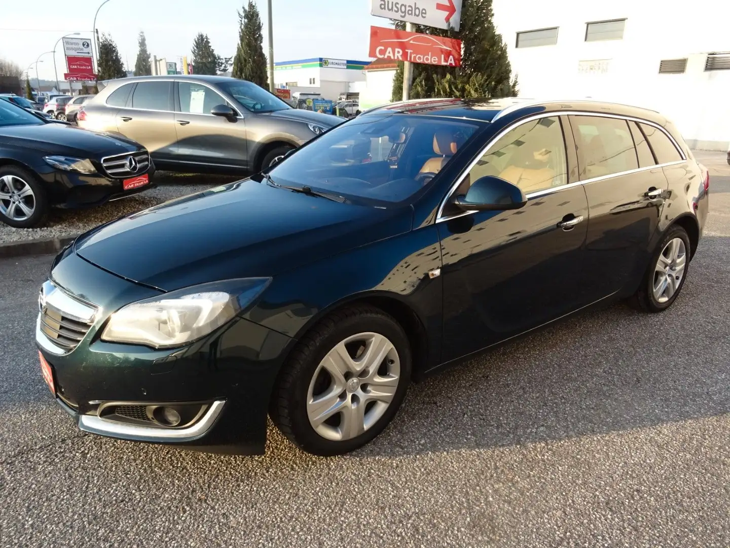 Opel Insignia A Sports Tourer Business Innovation 4x4 Grün - 2