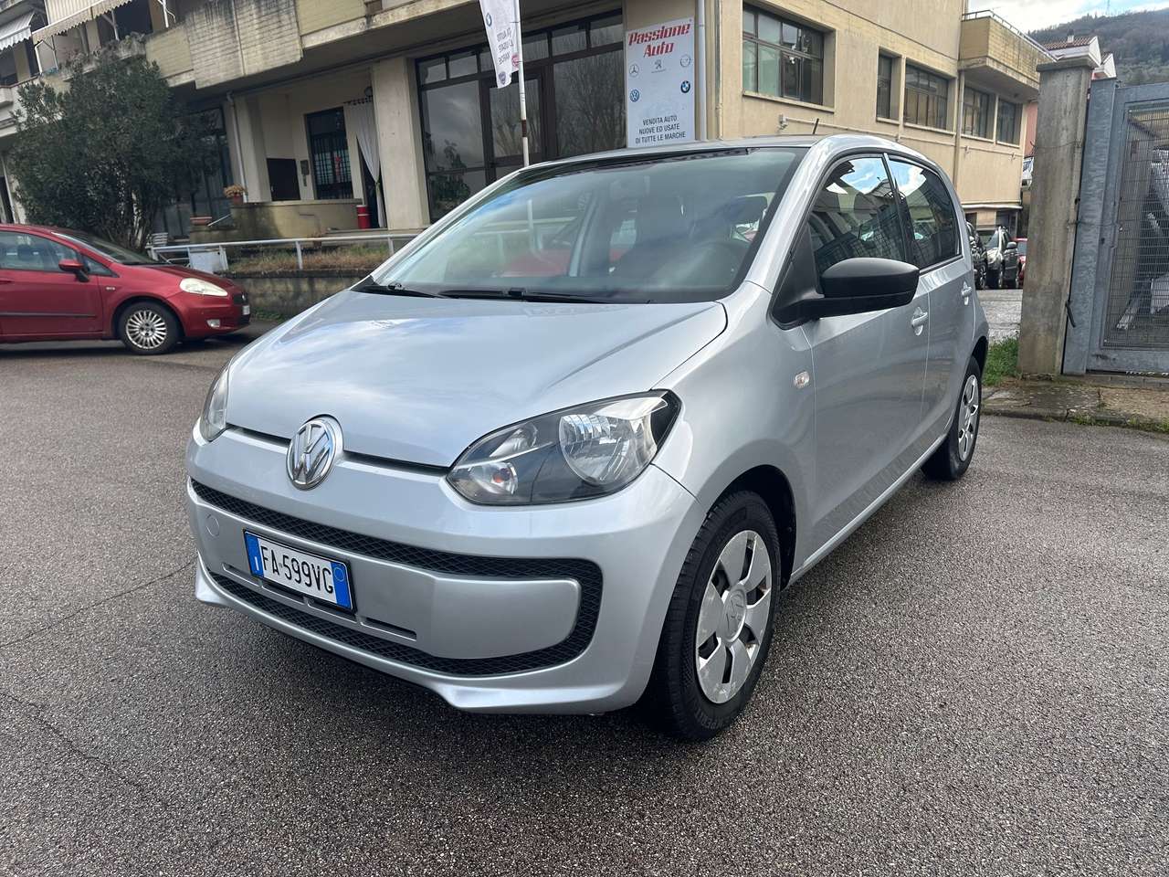 Volkswagen up! up! 2012 5p 1.0 Move 60cv