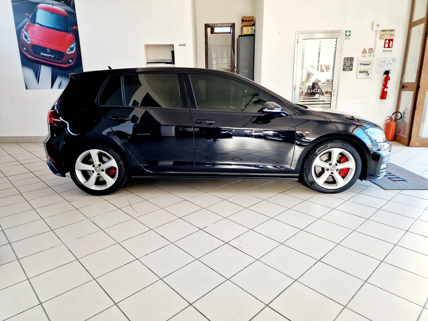 Volkswagen Golf GTI 5p 2.0 tsi Performance 245cv Nero - 2