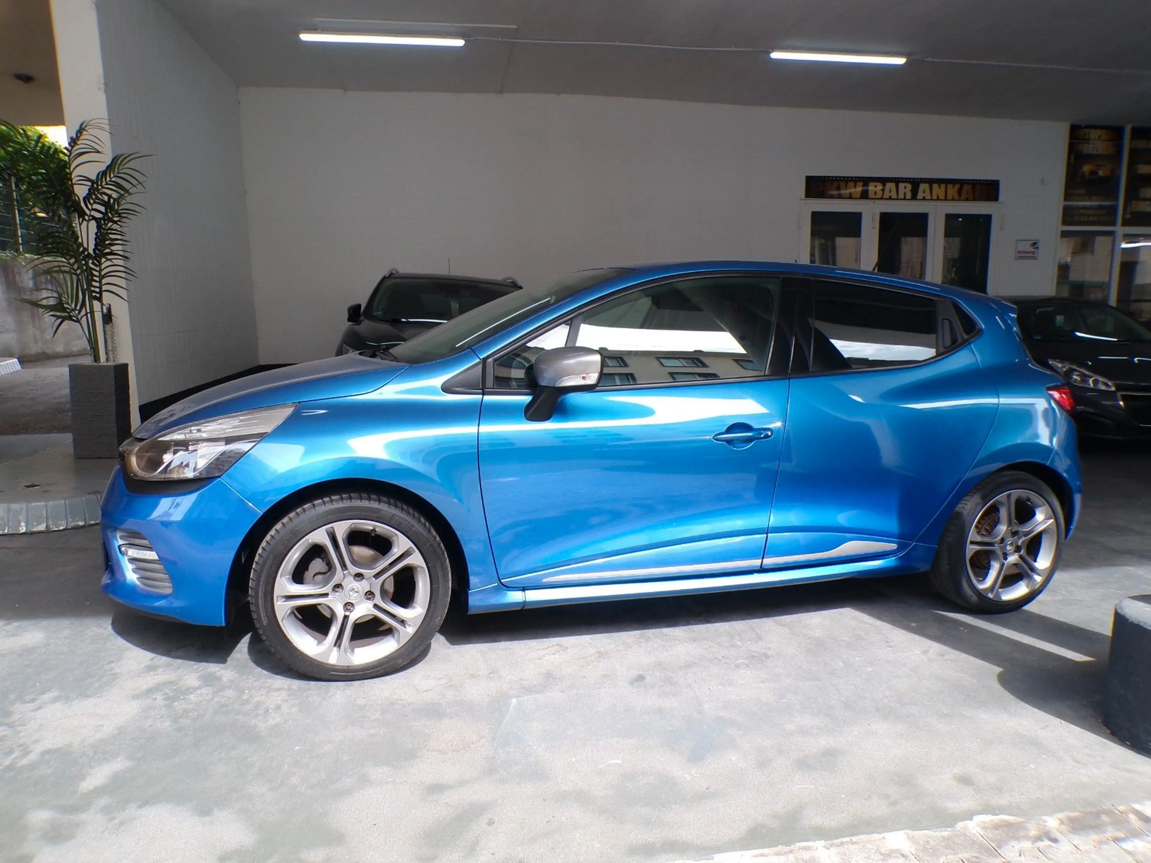 Renault Clio IV GT/Automatik/Navi/SHZ/Klima/Leder/Kamera
