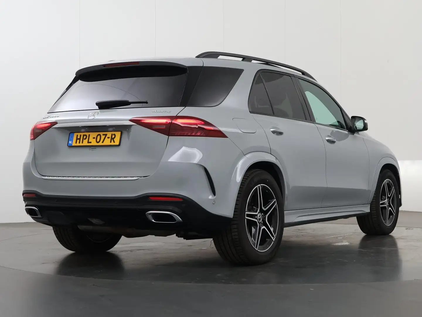 Mercedes-Benz GLE 400 e 4MATIC AMG Line | Luchtvering | Trekhaak | Rij a Gris - 2