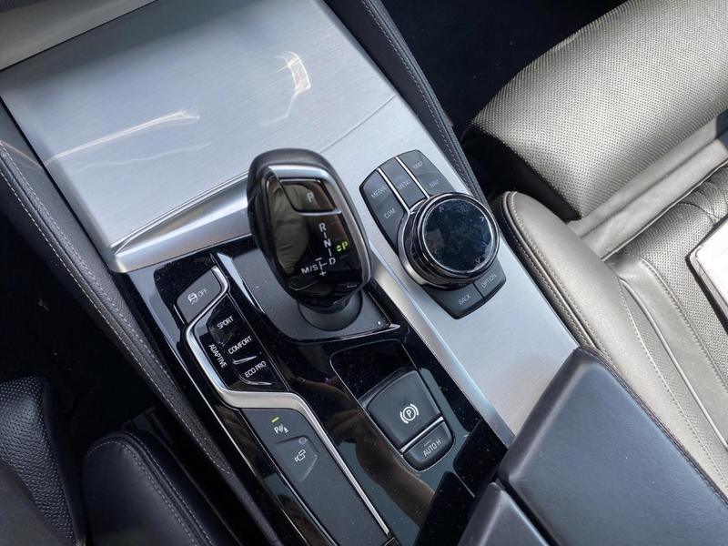 BMW 540 d xDrive M Sport Touring  HUD Luftfederung AD Stan — photo 13