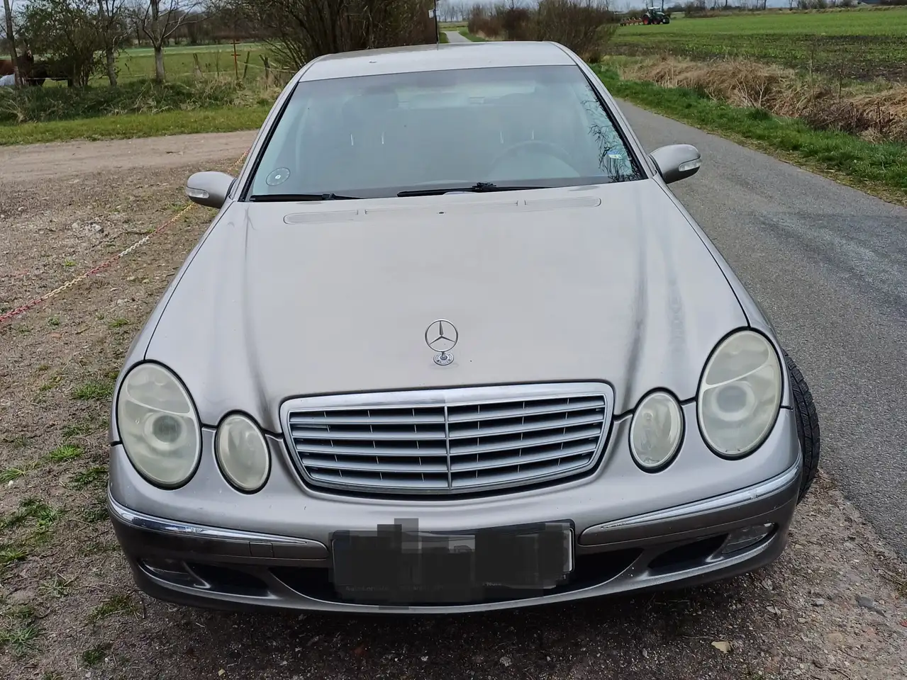 Mercedes-Benz E 270