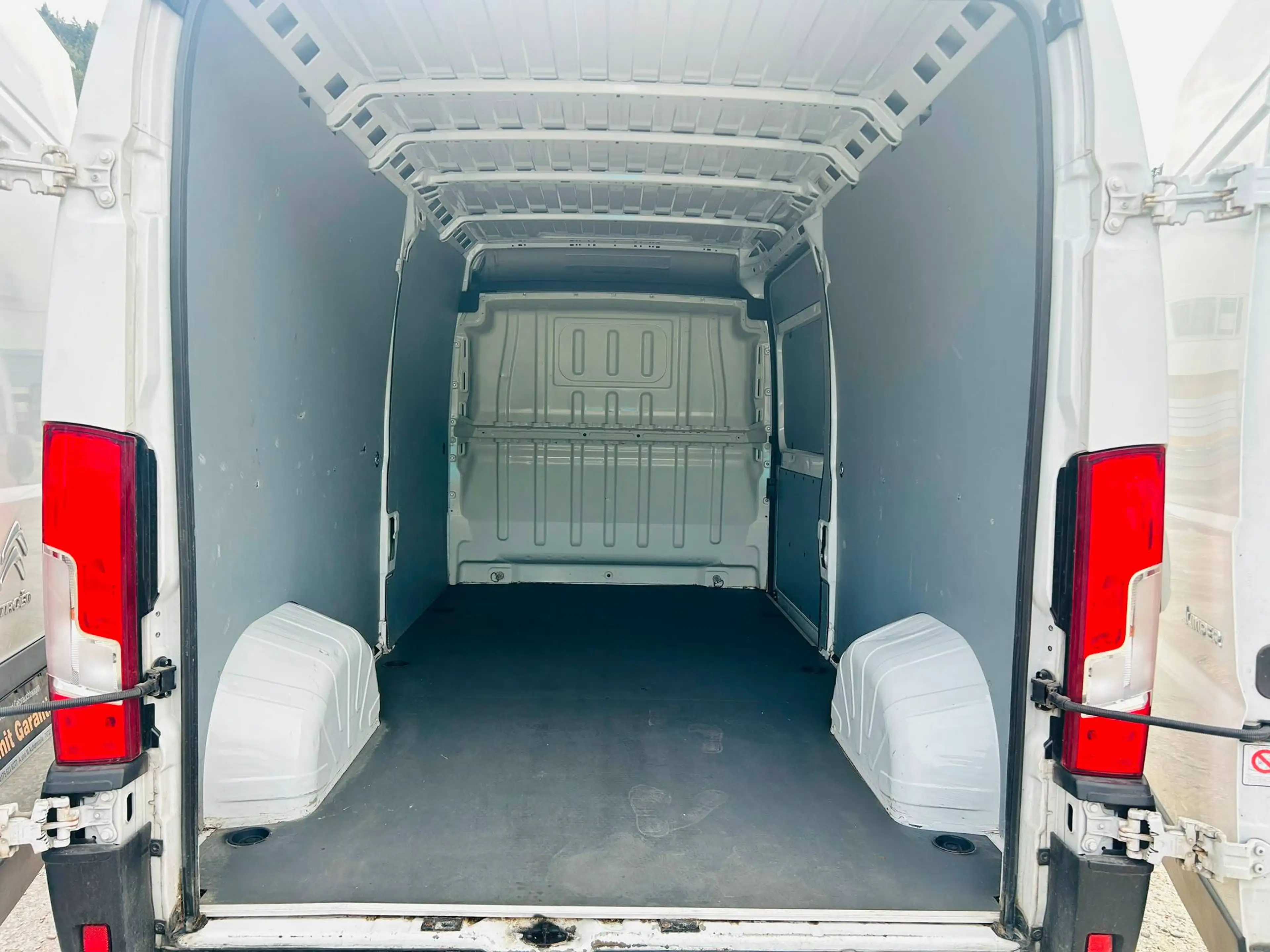 Citroen Jumper 2.2 BlueHdi 3.5T 140PS L3H2 Control AppleCarplay/Android/Klima — photo 10