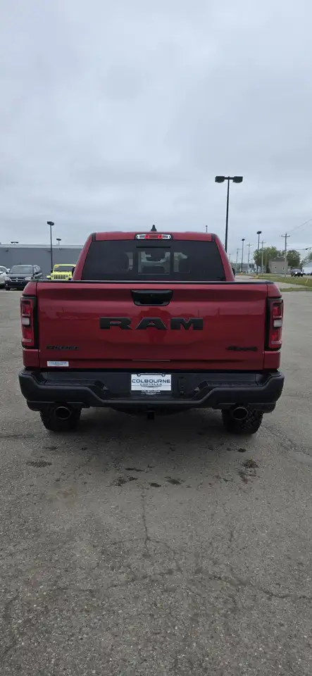 RAM 1500 снимка RAM 1500