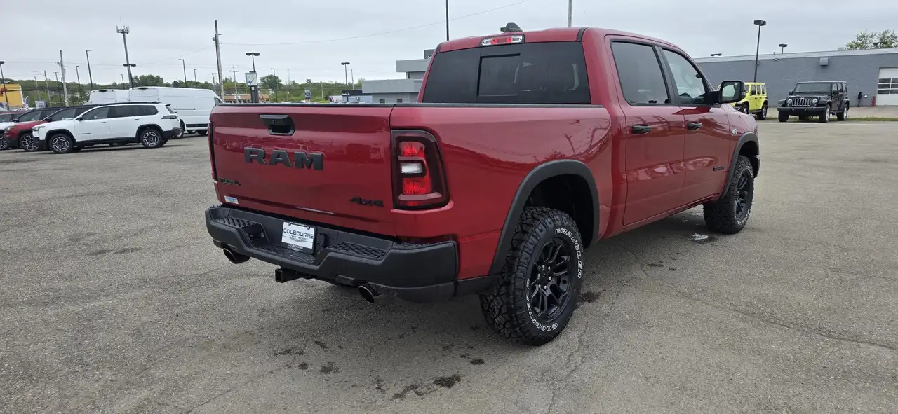 RAM 1500 снимка RAM 1500