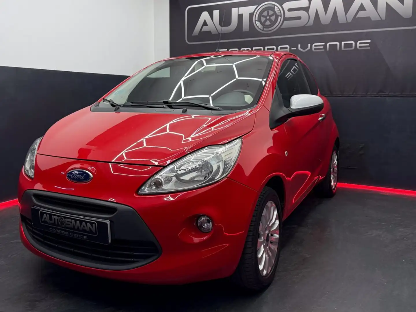 Ford Ka/Ka+ Titanium+ 1.2 Duratec Auto-Start-Stop Rojo - 2