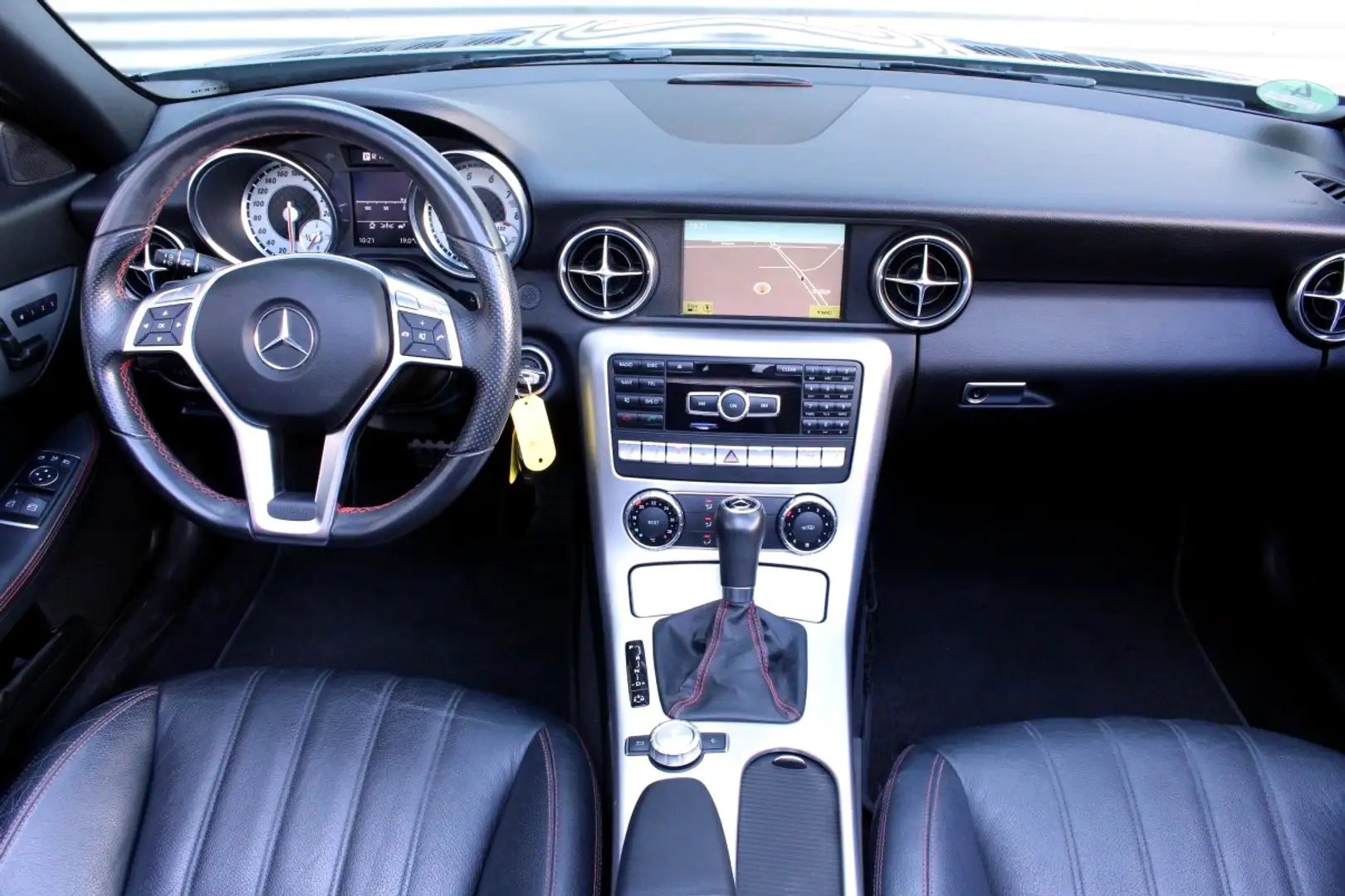 Mercedes-Benz SLK 350 Edition1 AMG 2eEIG LEDER XENON MEMORY ACC PANO Air siva - 2