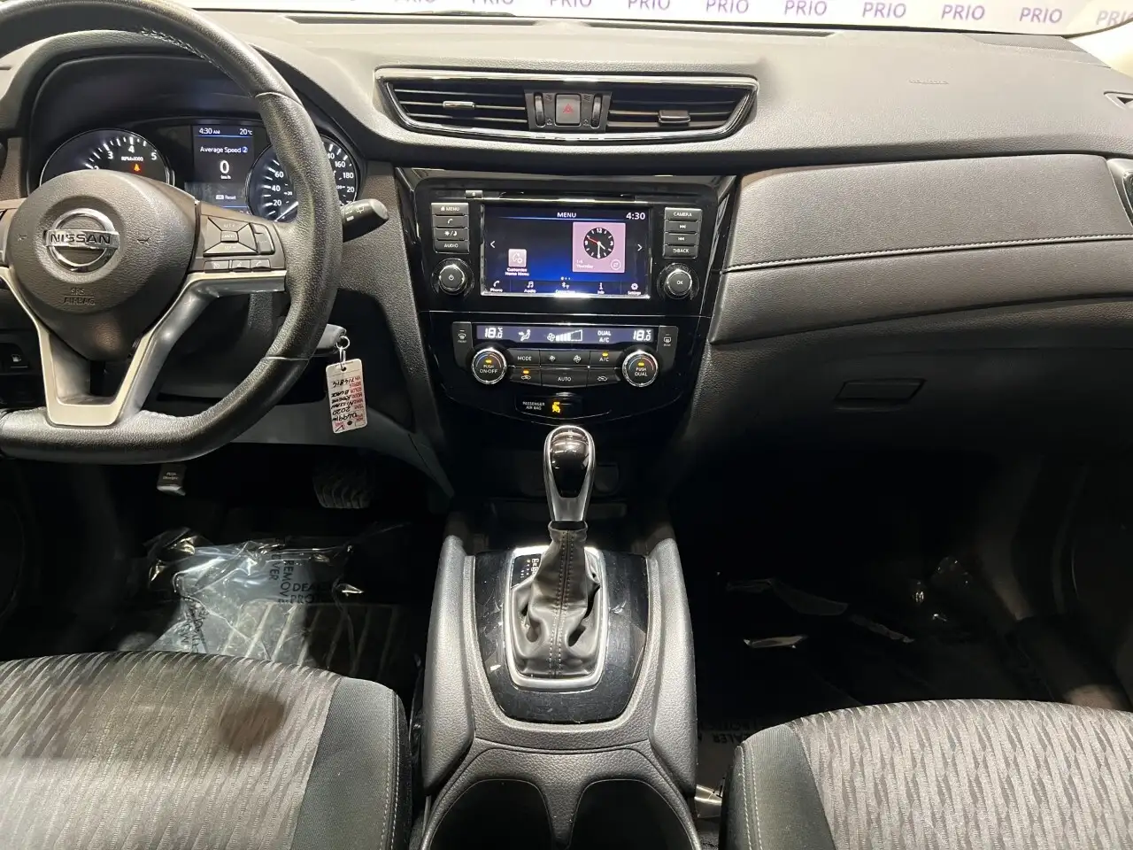 Nissan Rogue fotografie Nissan Rogue