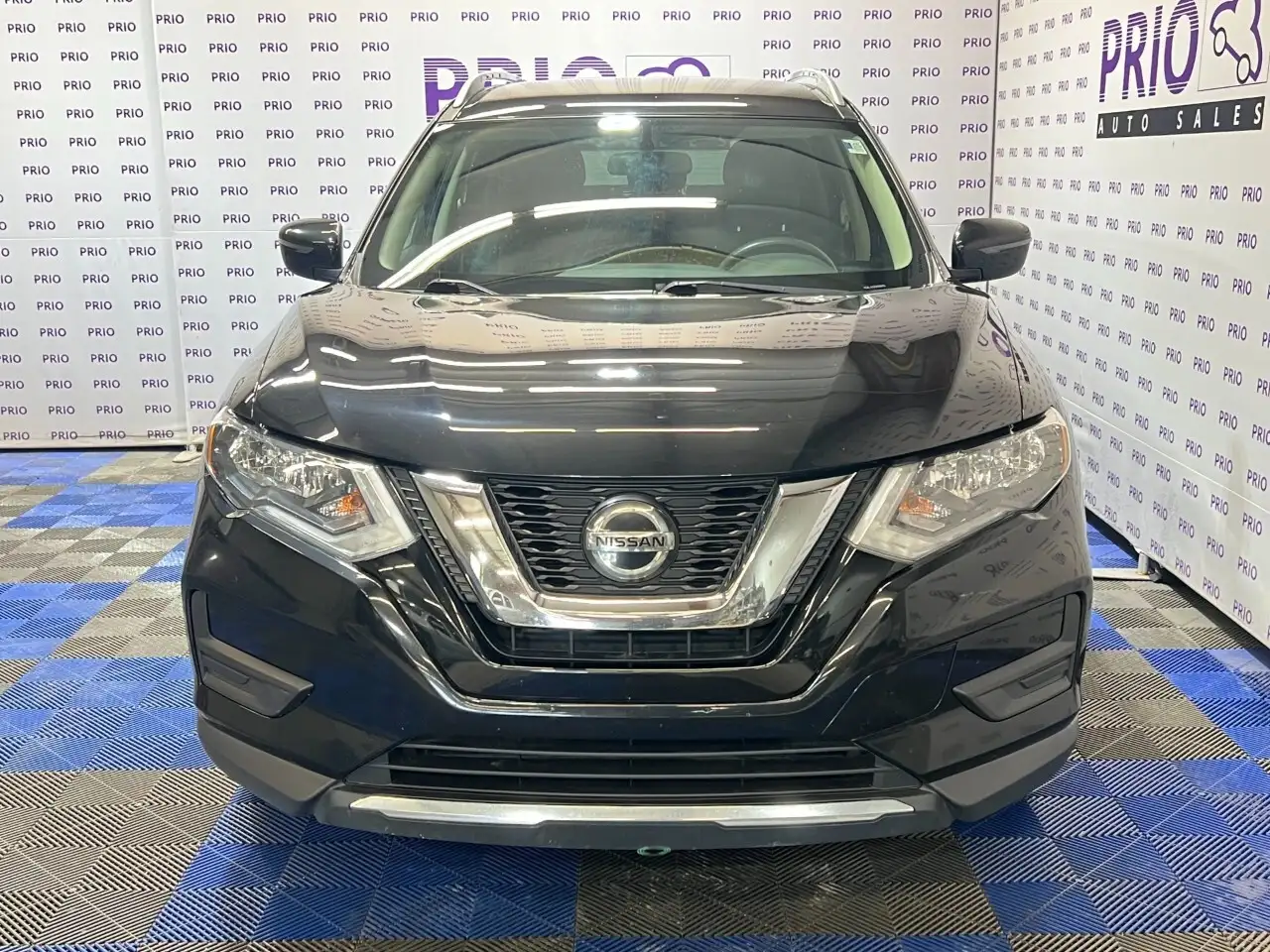 Nissan Rogue fotografie Nissan Rogue
