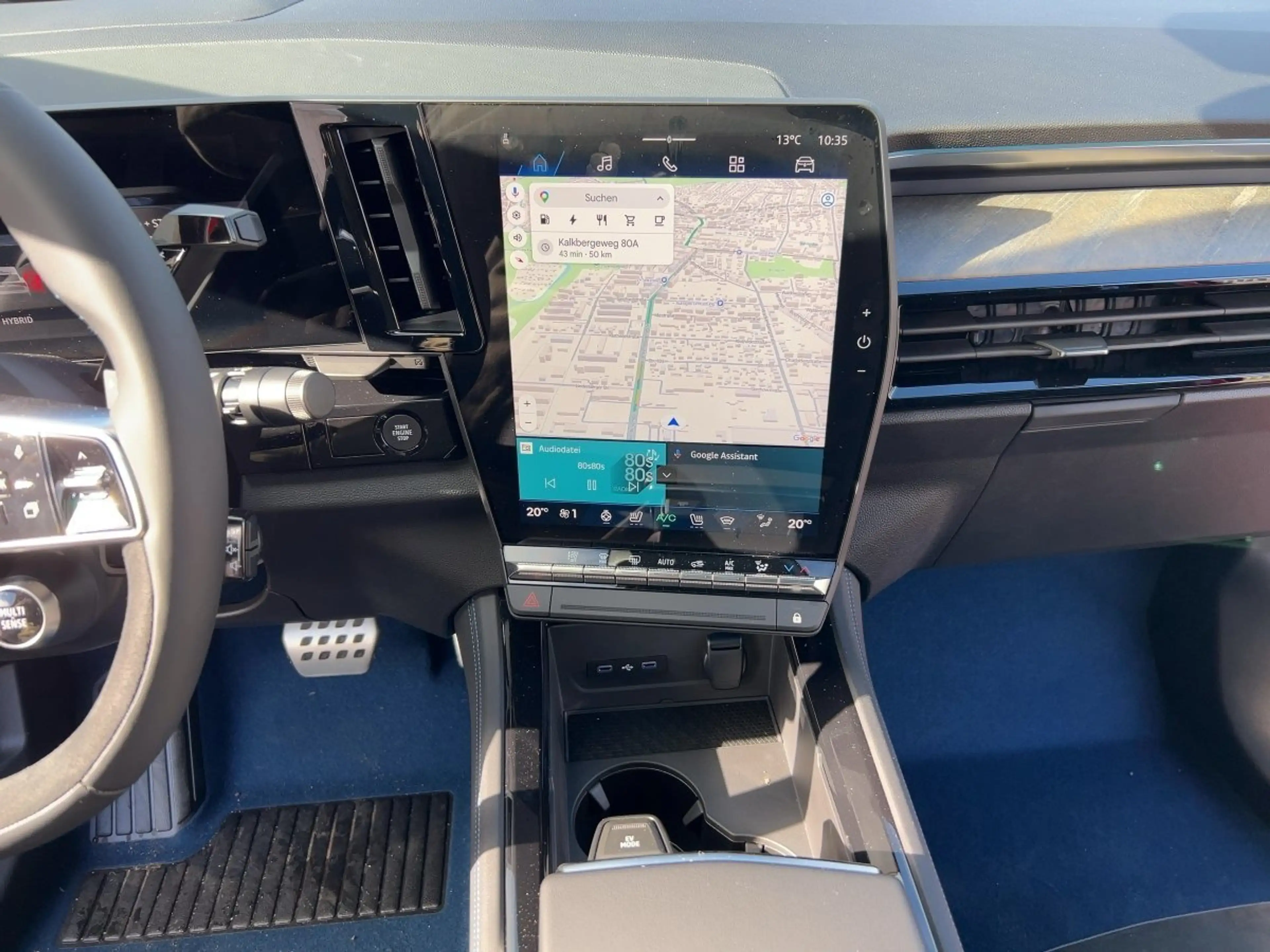 Renault Rafale Esprit Alpine E-Tech Plug-in Hybrid 300 4x4 — photo 12