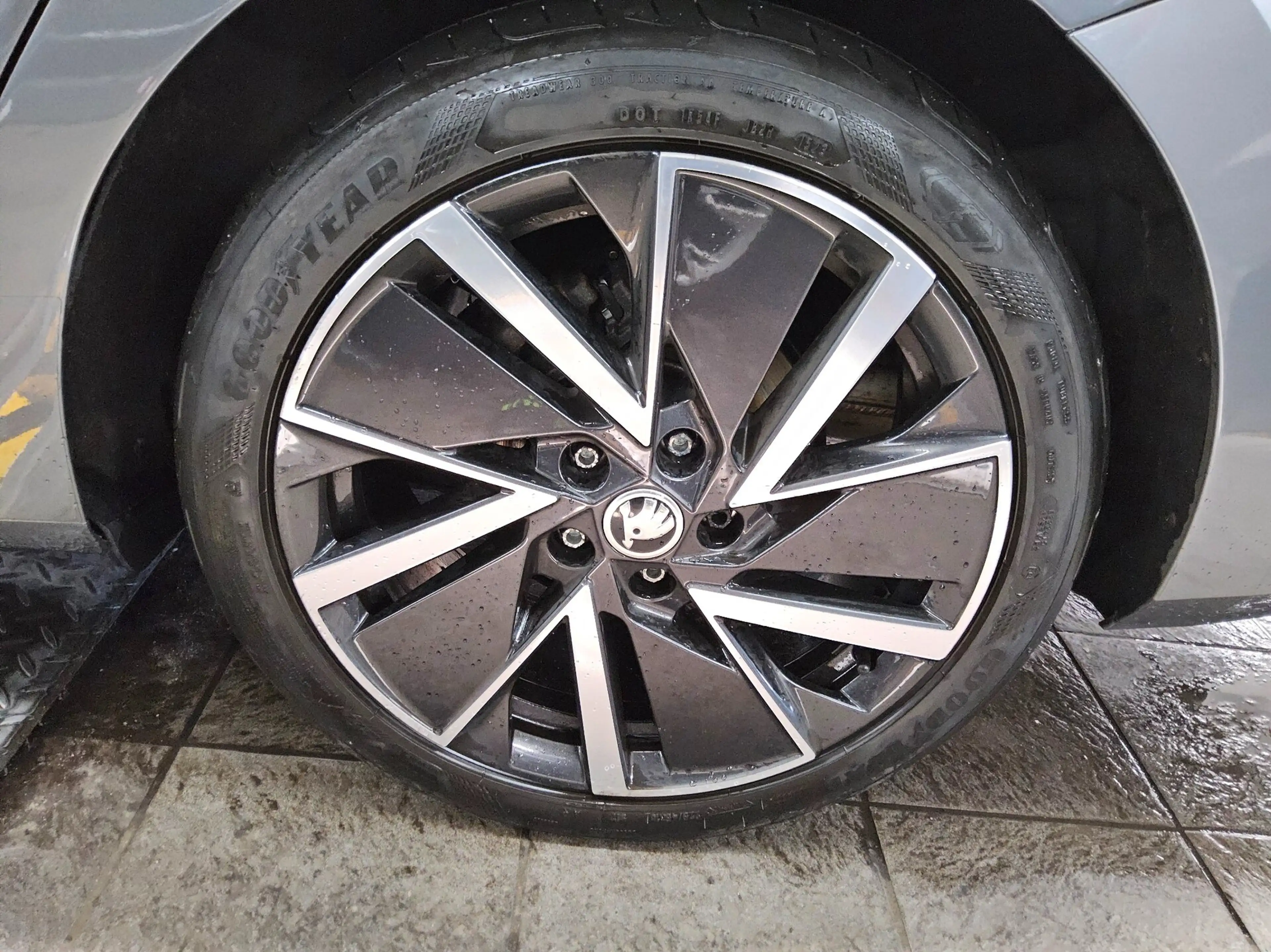 Skoda Octavia OCTAVIA NAVI KLIMAAUT RADIO TEMPO MFL SHZ VC PDC AHK ACC SOUND LED RfK — photo 11