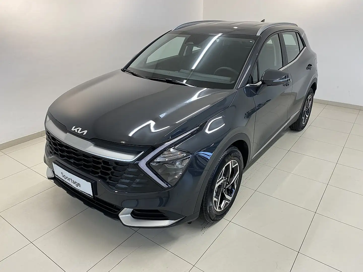Kia Sportage 1,6 TGDI Titan Grau - 1