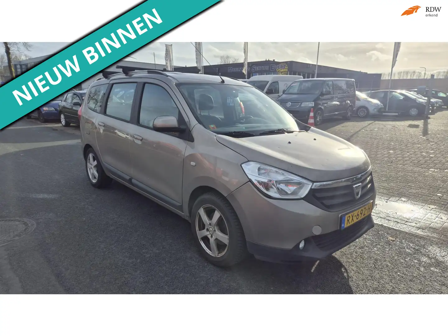 Dacia Lodgy 1.2 TCe Blackline 7p. LET OP MOTOR PROBLEEM Brun - 1