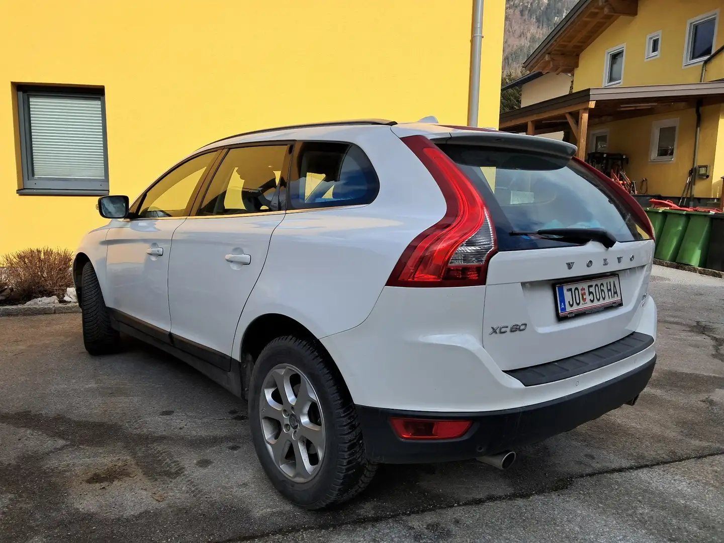Volvo XC60 D3 AWD Momentum Geartronic - 2