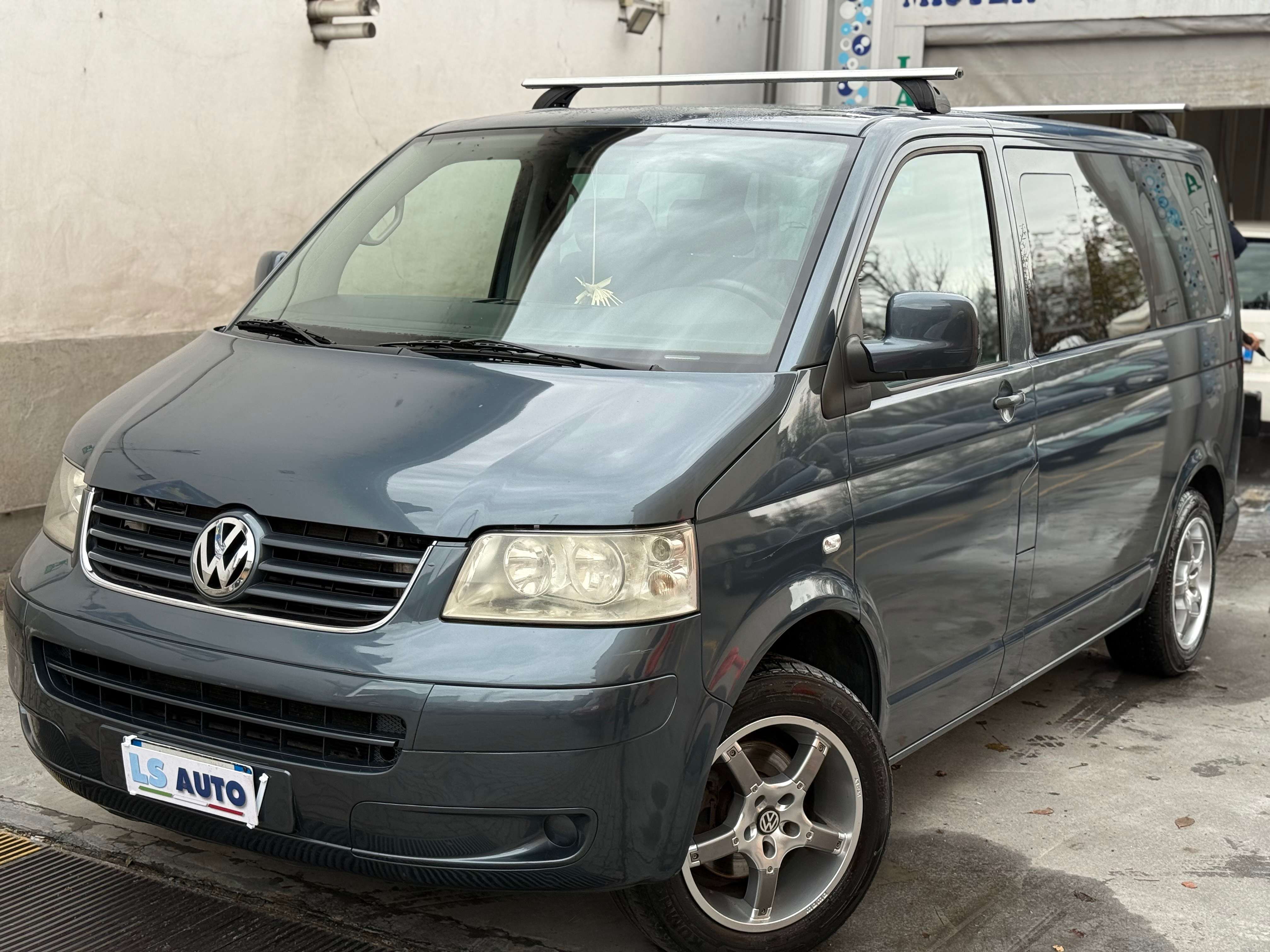 Volkswagen T5 Caravelle