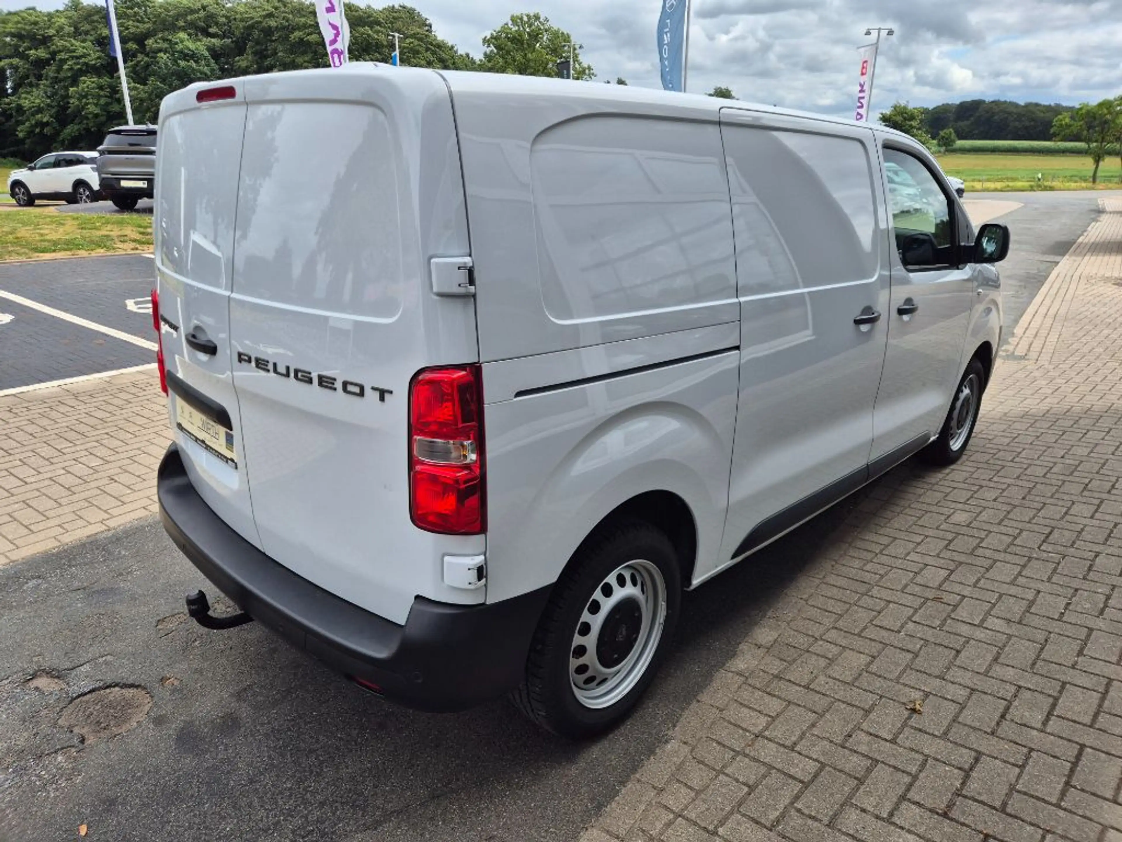 Peugeot Expert L2 HDi 180 EAT8 AHK+KAMERA+SITZHZG — photo 5
