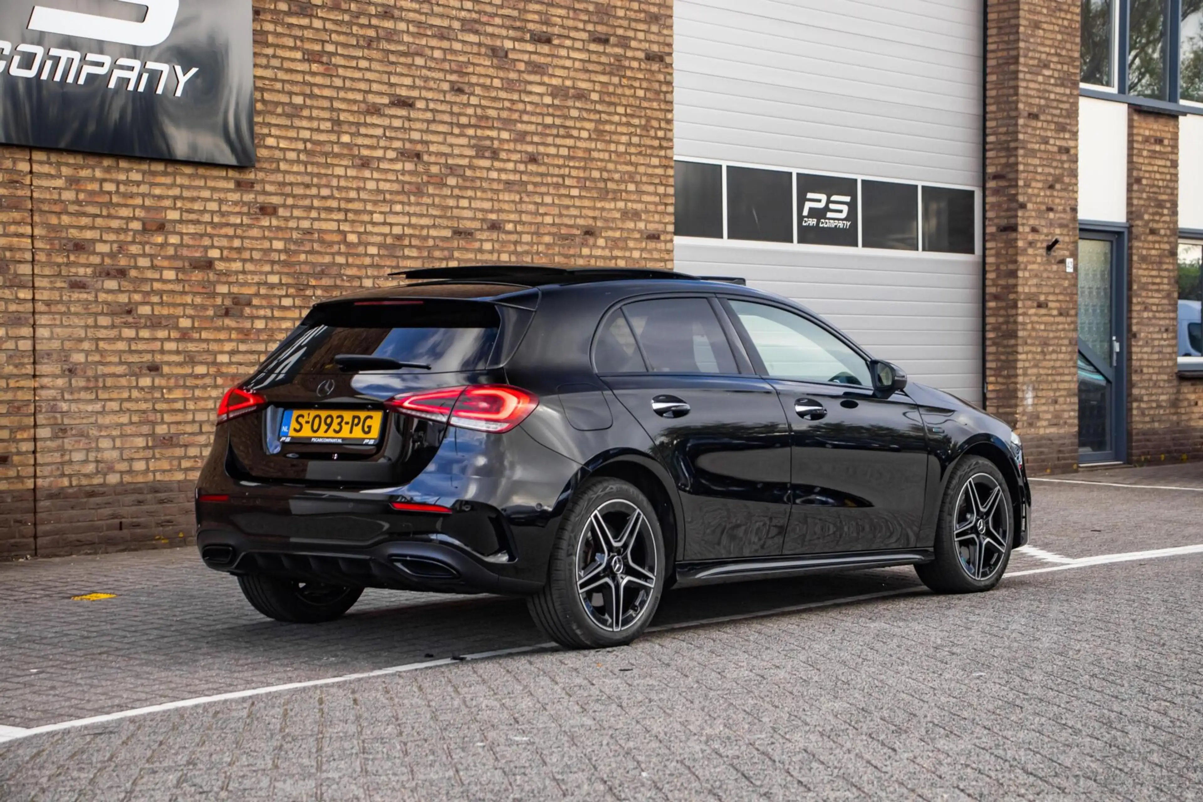 Mercedes-Benz A 250 e Business Solution AMG Limited, Pano — photo 6