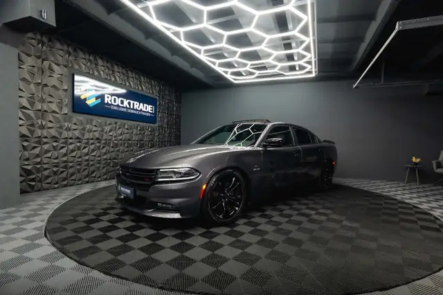 Dodge Charger 5.7 V8 HEMI R/T+ Full Options *ACC*LED*