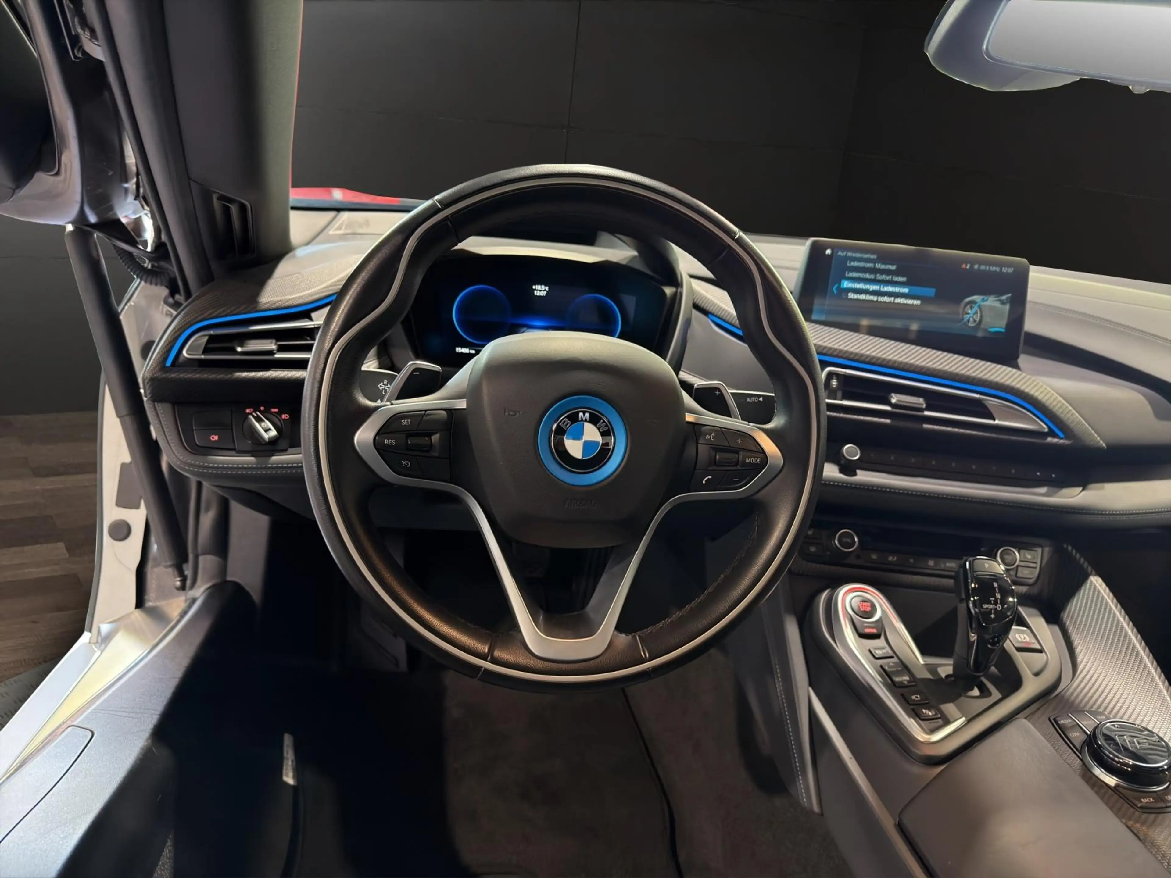 BMW i8 Roadster*Laser*H&K*Headup*Alarm*CAM* — photo 12