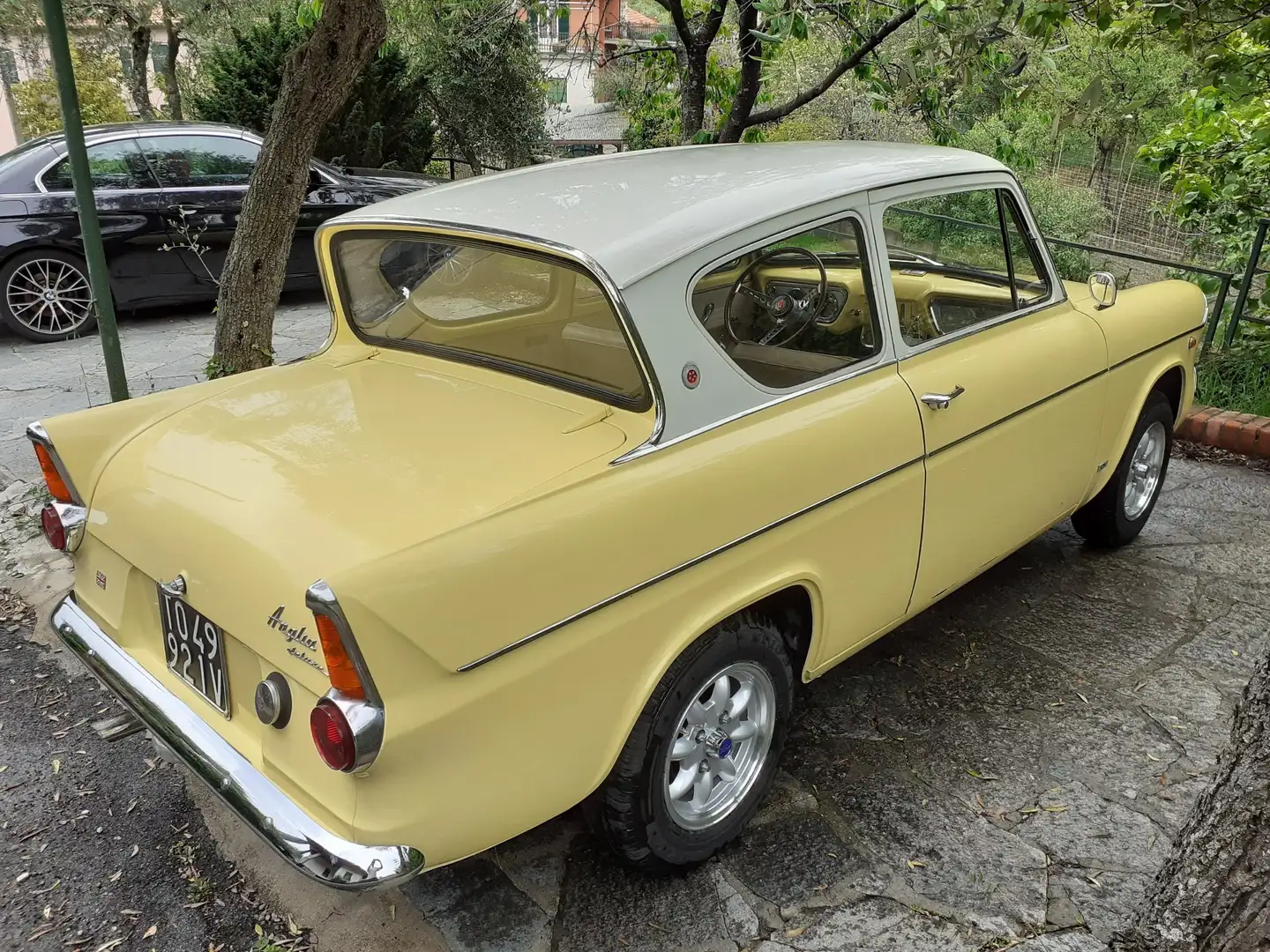 Ford ANGLIA 105 E - 2