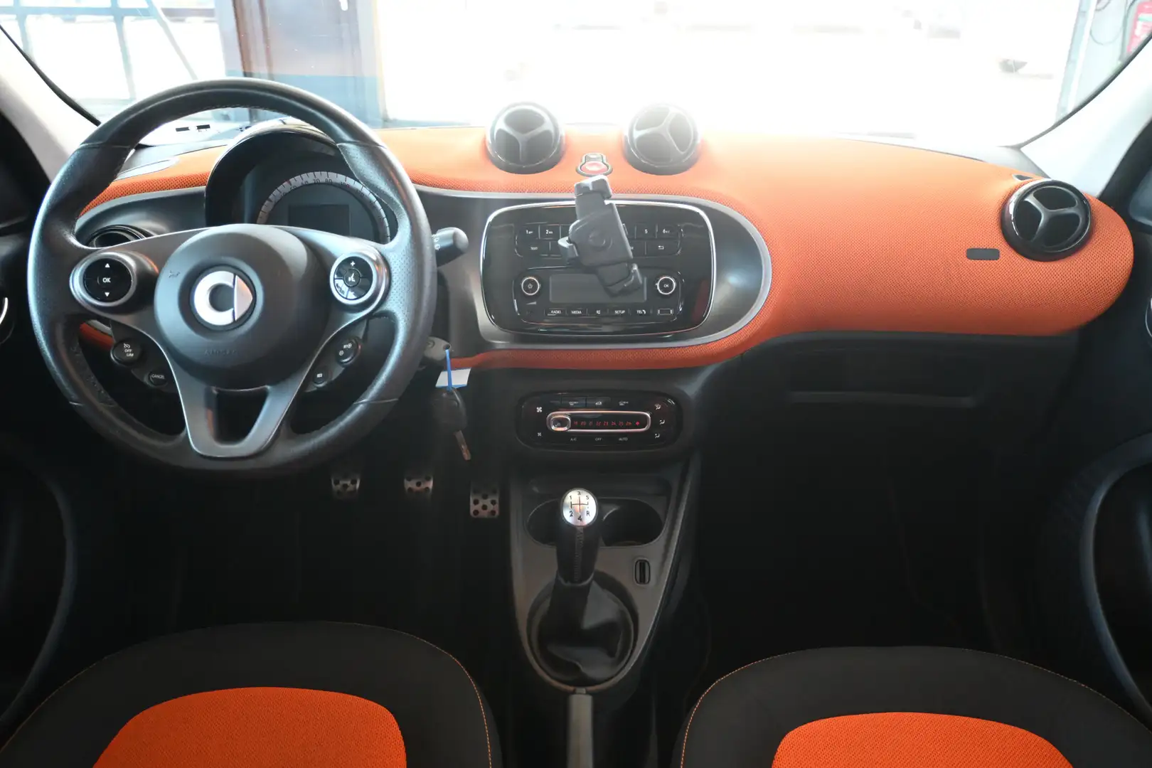 smart forFour 1.0 Passion NAP Airco Cruise control Panoramadak 1 Grijs - 2