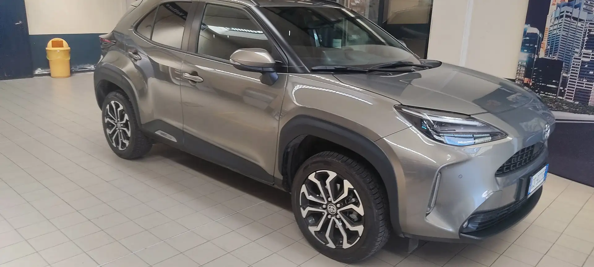 Toyota Yaris Yaris Cross Cross 1.5h Trend fwd 116cv e-cvt Grigio - 2