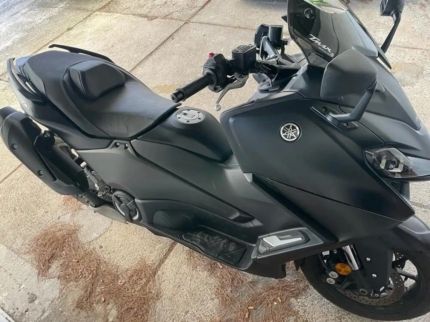 Yamaha TMAX 560 Negru - 1