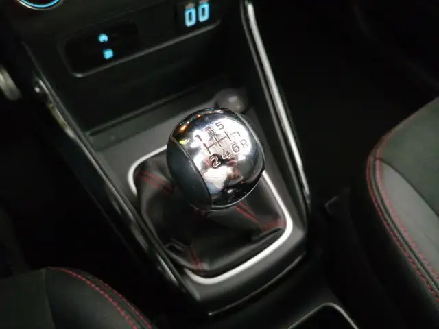 Ford EcoSport view 13
