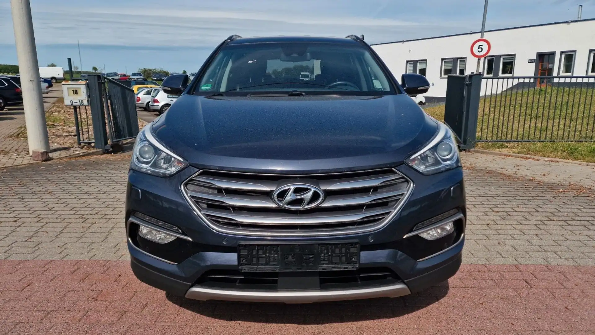 Hyundai SANTA FE blue 2WD- 2.2 *AUTOMATIK* TÜV/ AU NEU Grau - 2