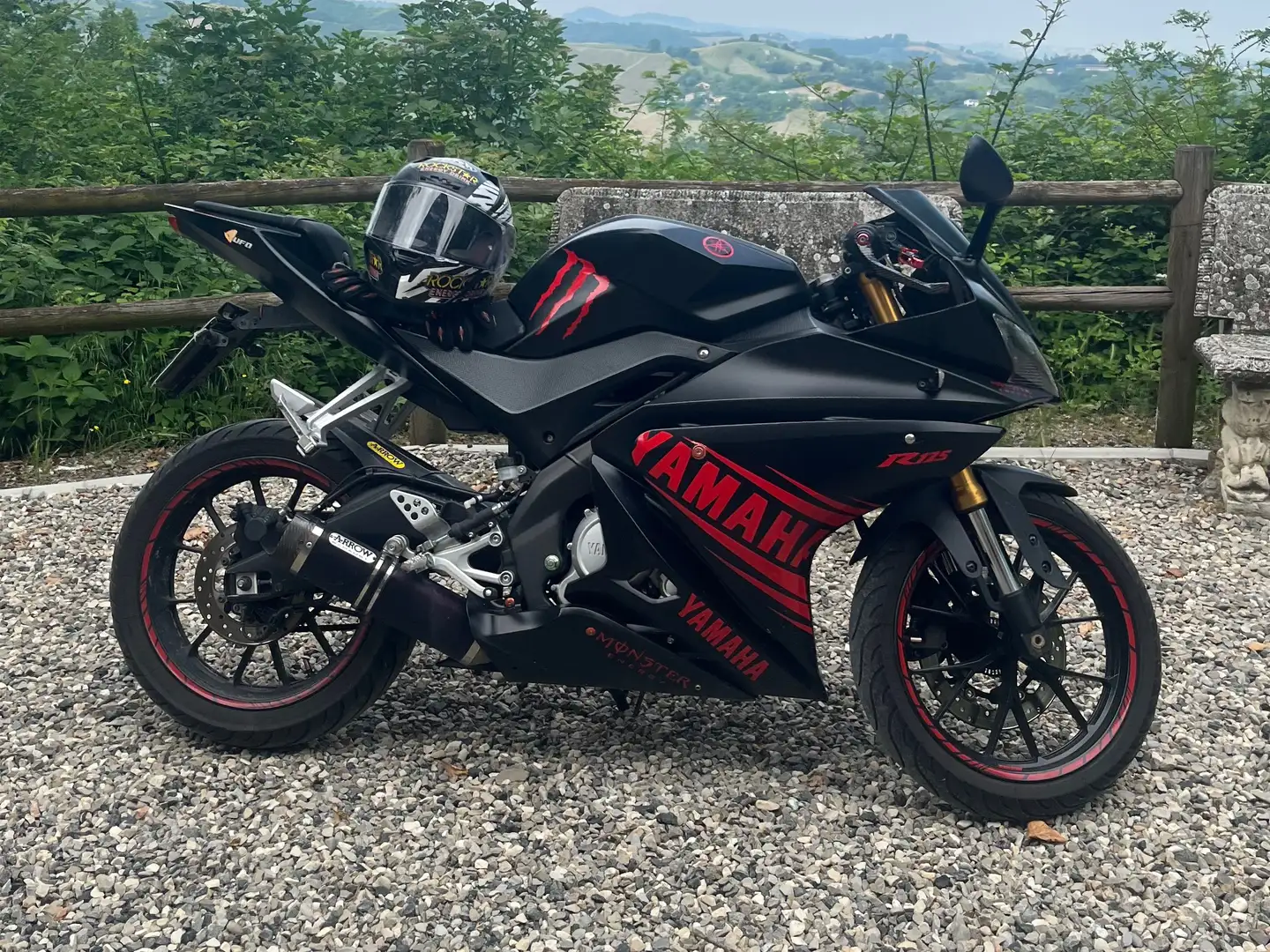 Yamaha YZF-R125 sportiva Nero - 1