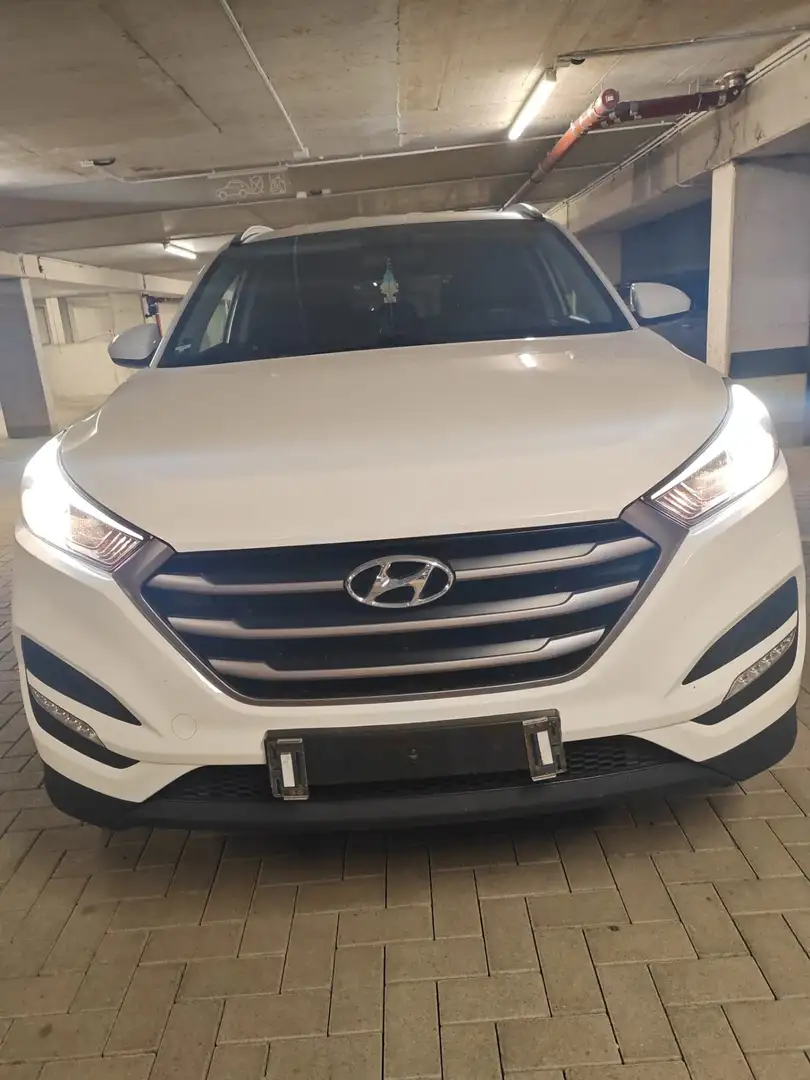 Hyundai TUCSON Tucson blue 1.6 GDi 2WD Classic Weiß - 1