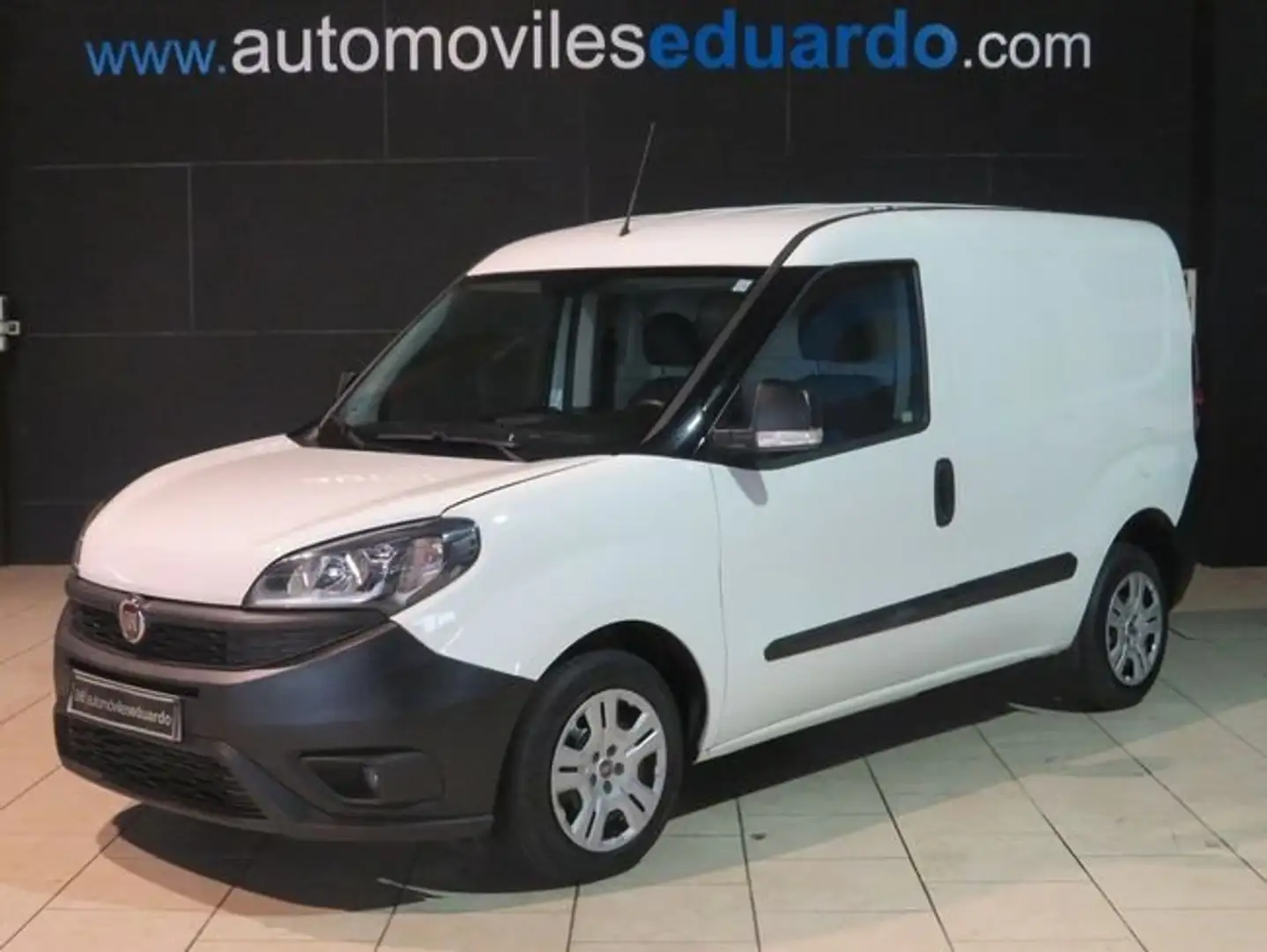 Fiat Doblo Furgon 1.5 BlueHDi 100 650kg L1H1 Blanco - 1