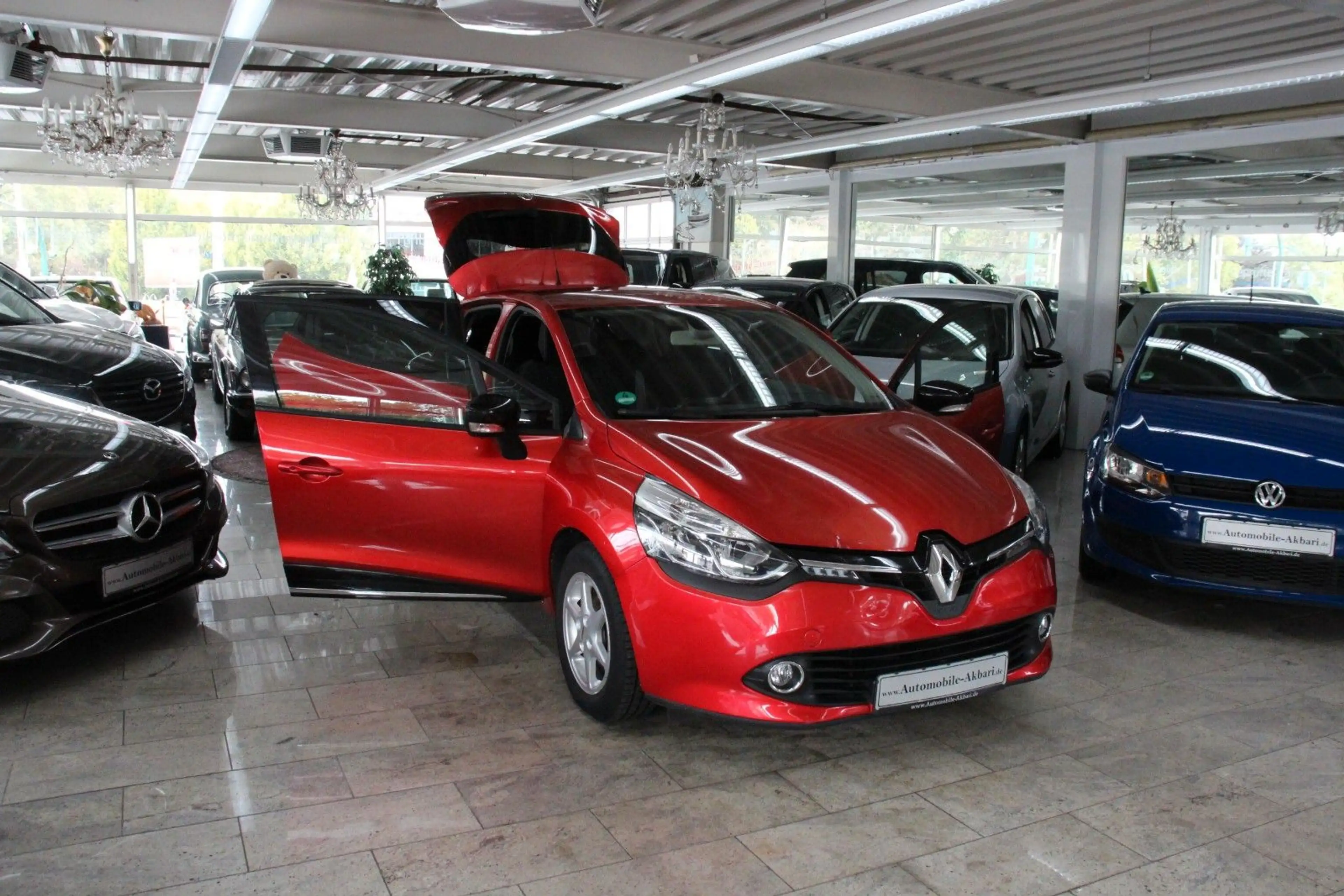 Renault Clio IV Paris *Klima/Navi* — photo 9