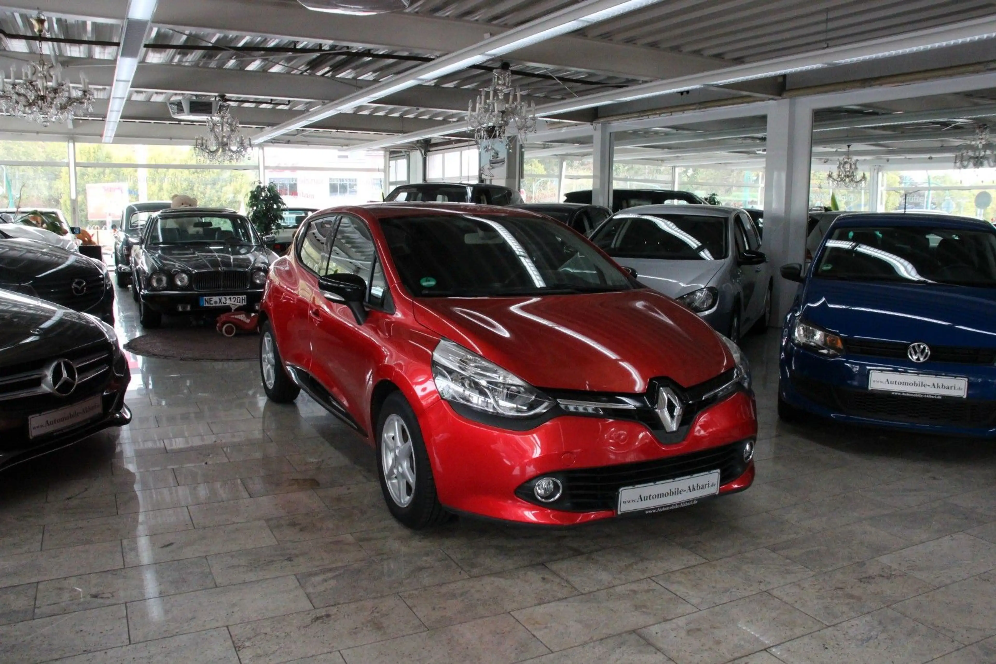 Renault Clio IV Paris *Klima/Navi* — photo 2