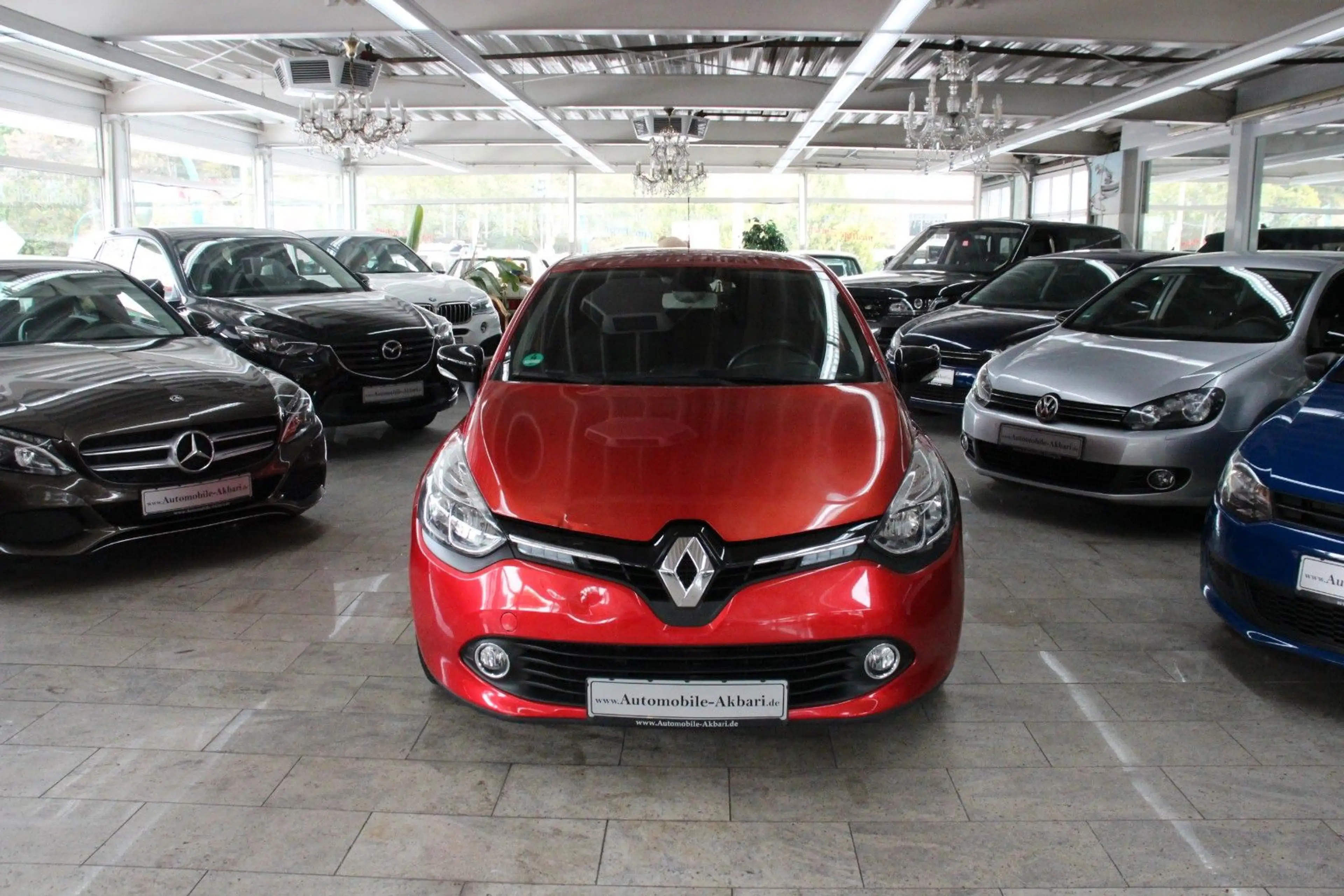 Renault Clio IV Paris *Klima/Navi* — photo 3