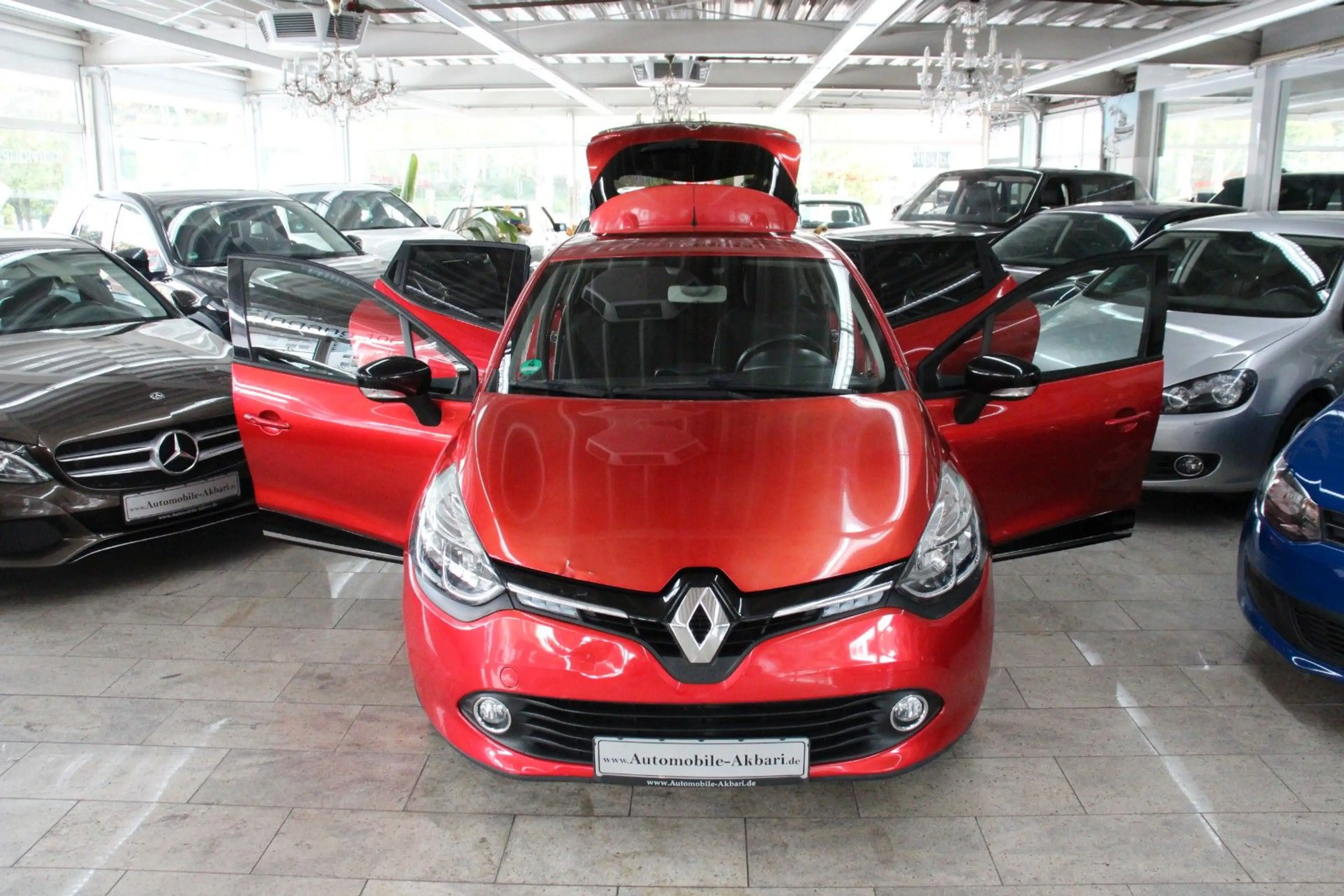 Renault Clio IV Paris *Klima/Navi* — photo 8