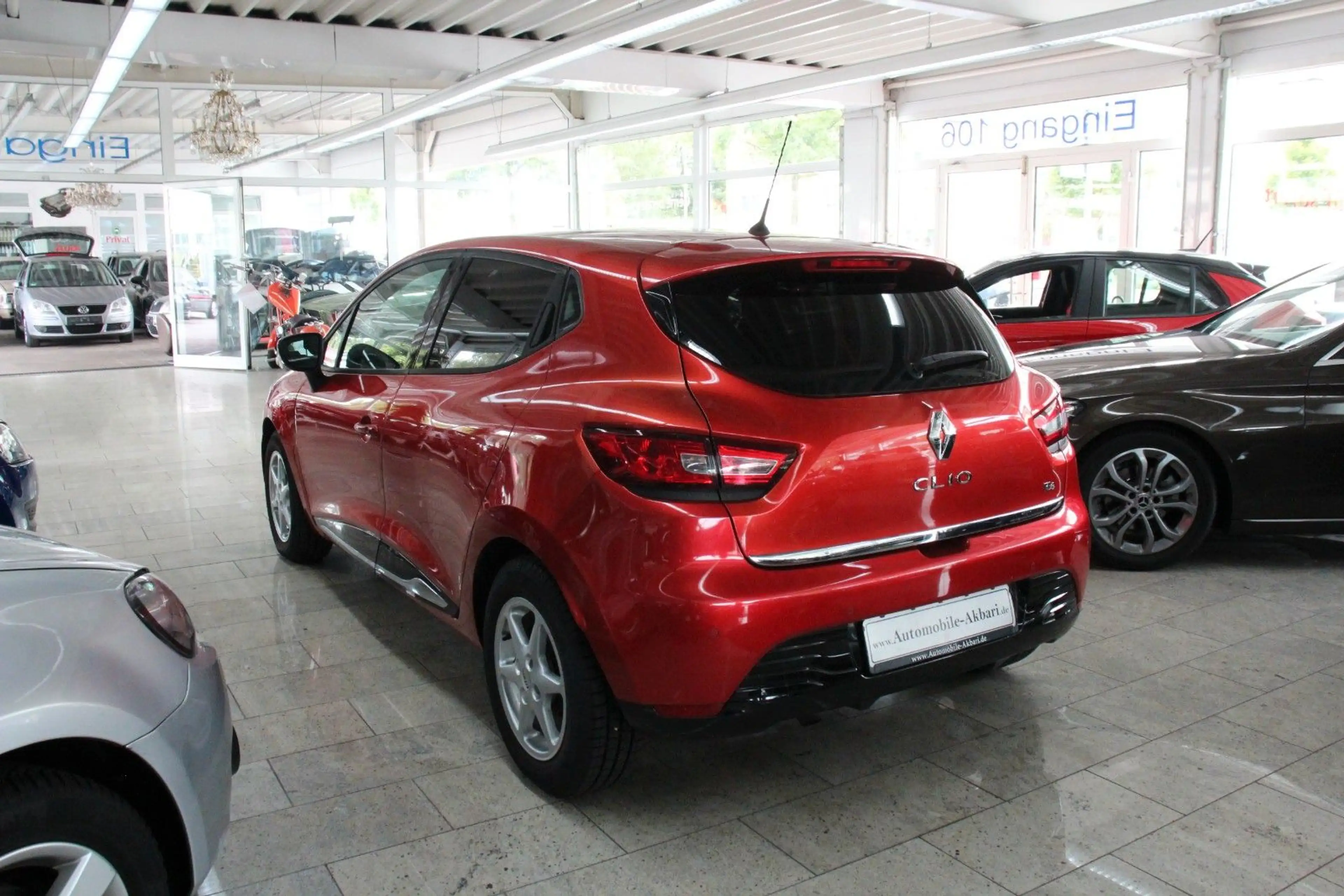 Renault Clio IV Paris *Klima/Navi* — photo 5